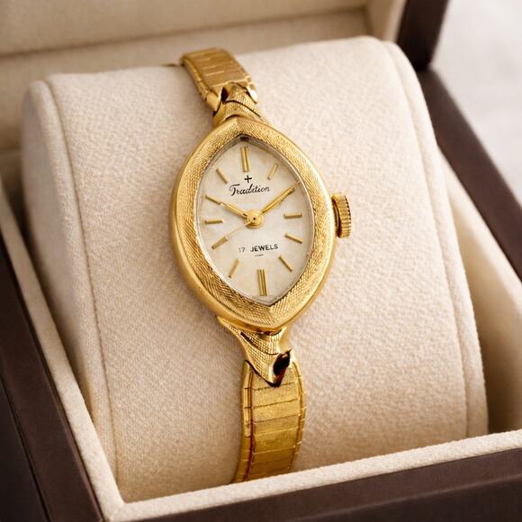 Tradition Accessories - Vintage 1960s Tradition Swiss 14K Gold Watch 17 Jewels Hand-Wind Working Ladies
